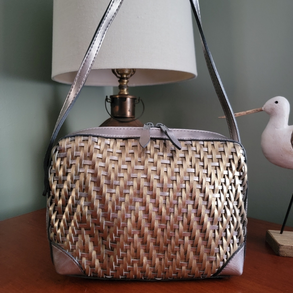 Vintage Metallic Gold Silver Woven Leather Basket Weave Crossbody Bag
